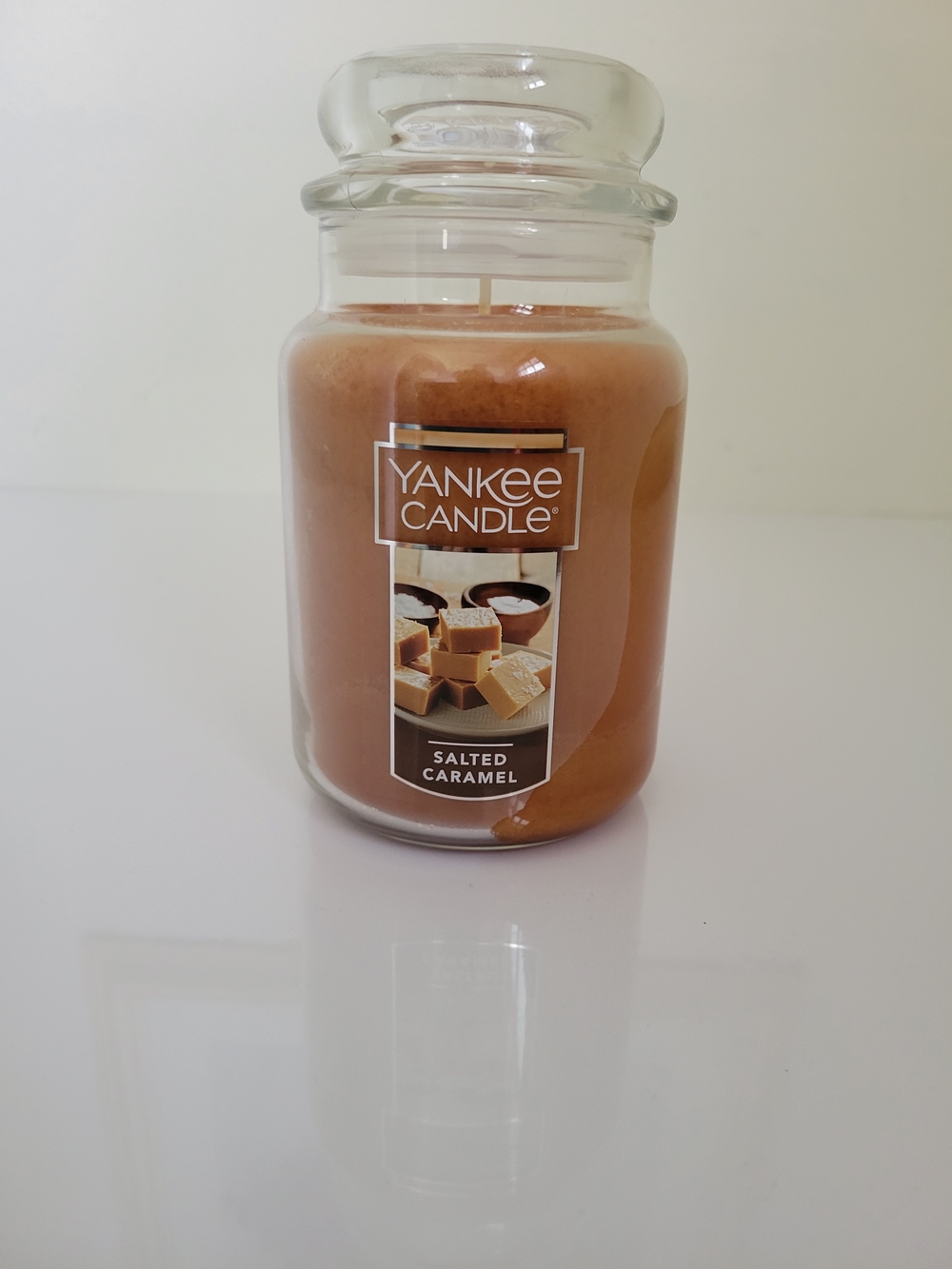 Yankee Candle Salted Caramel Jar Candle in Warm Brown Glass